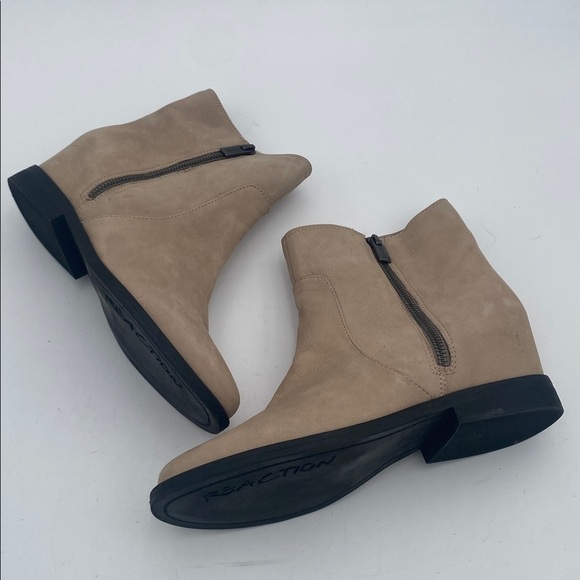 Kenneth Cole Beige Ankle Booties Wedge women 8.5M casual fall suede retro Y2K - Picture 8 of 13